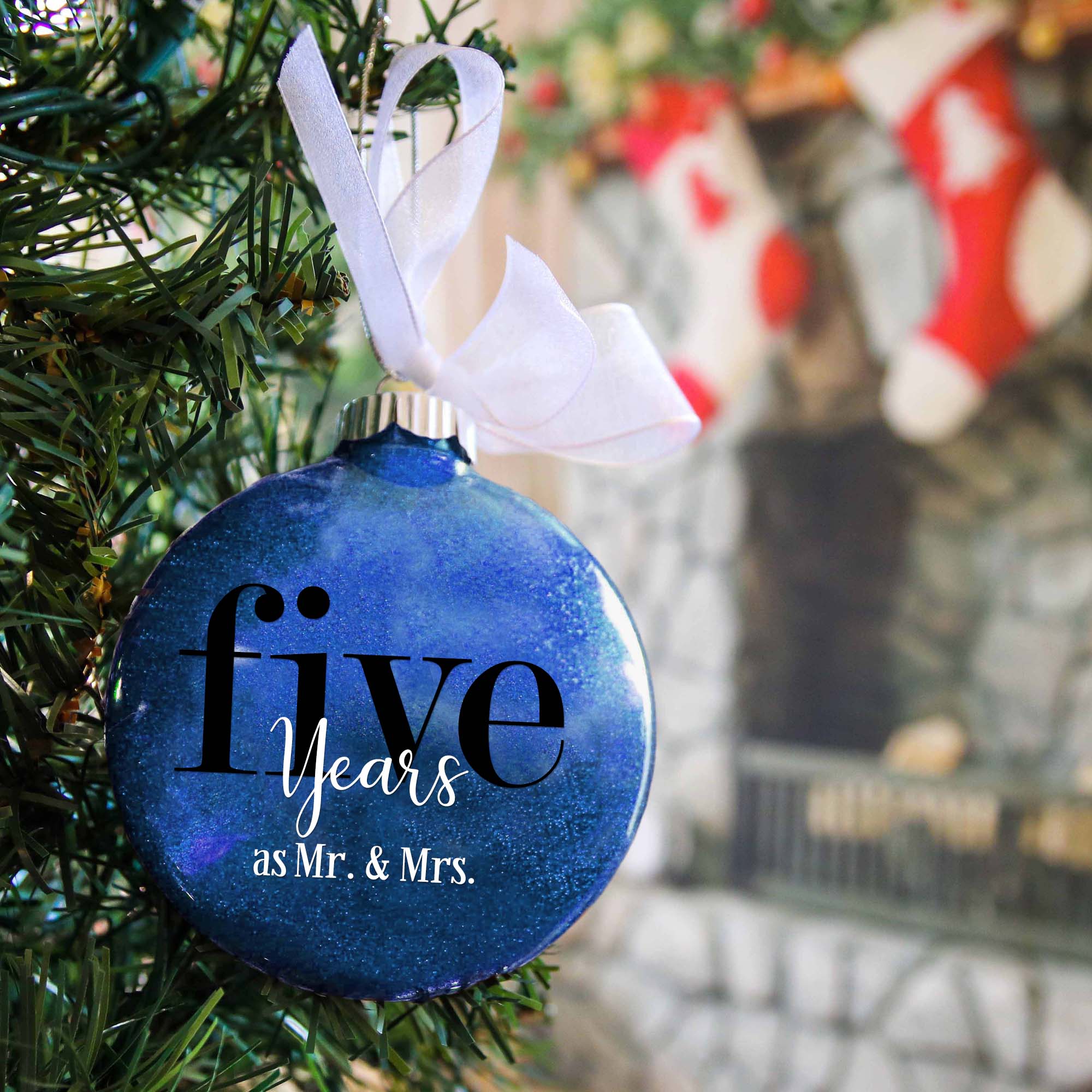 5th Wedding Anniversary Glitter Christmas Ornament