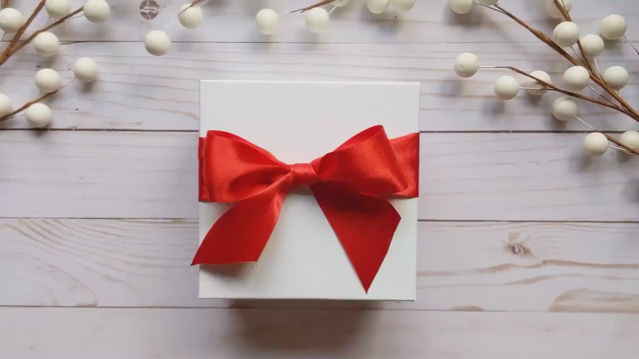 Christmas Cardinal Ornament - Remembrance Christmas Gift - Personalized Memorial for Loved One - In Memory Of Gift