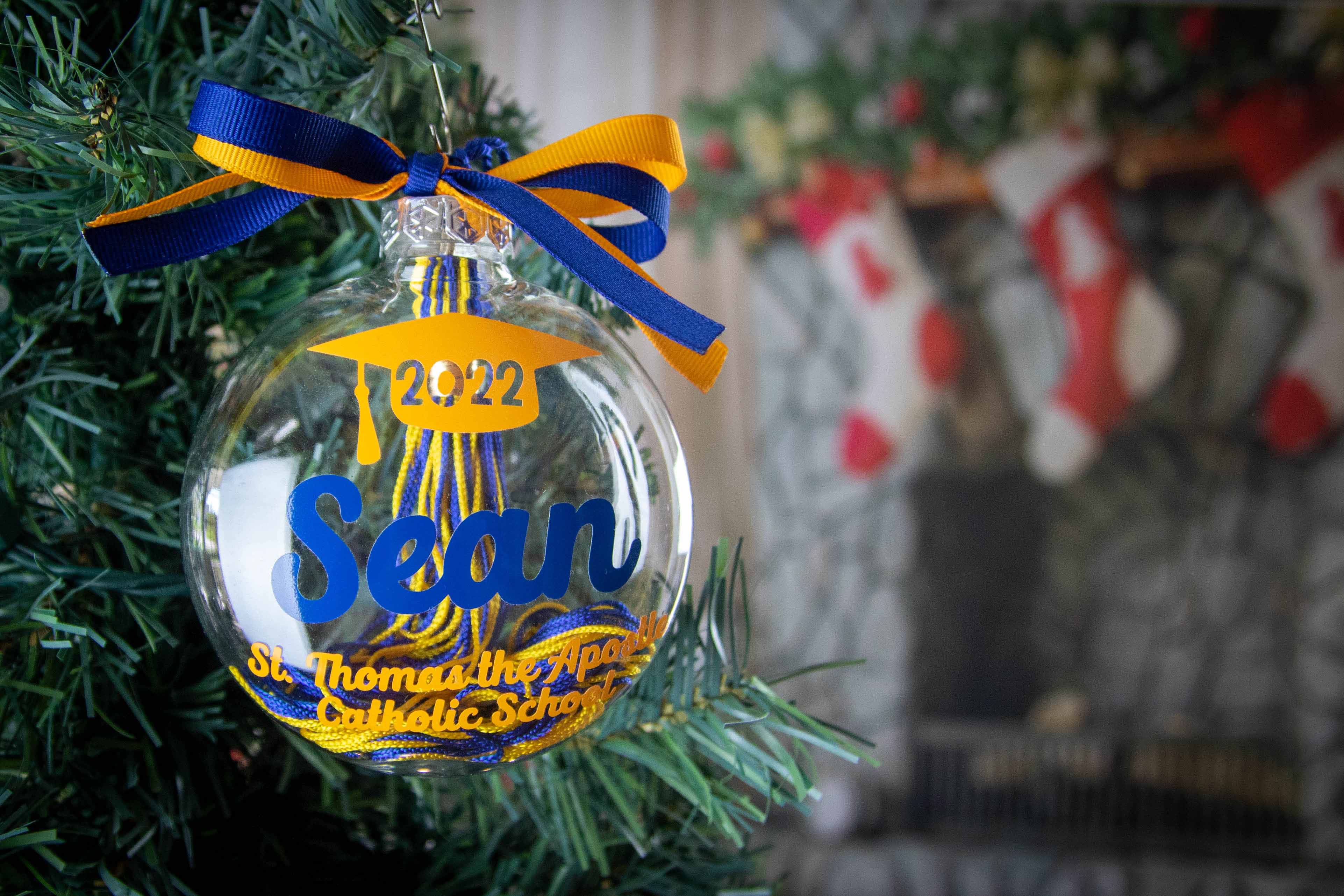 Graduation Tassel Ornament – Personalized Keepsake for Class of 2025