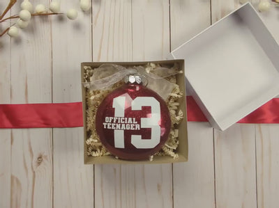 Unboxing video of 13 official teenager ornament in garnet red glitter with personalized name and year